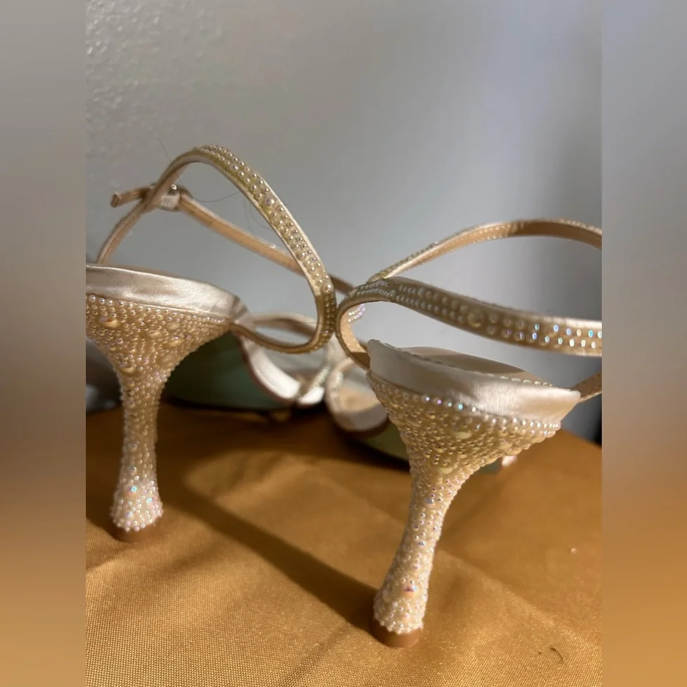 Betsey Johnson Strappy Gold Heels • Size 7.5 (true to size) - Picture 5 of 15